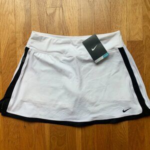 NWT Nike Tennis Skirt White and Black Womens Small
